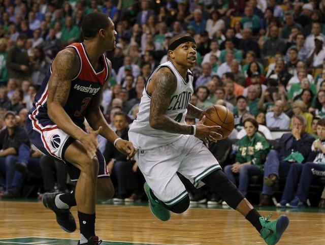 放在替补席 放在替补席